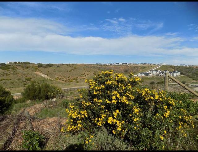 LAND FOR SALE IN MENKENKOP